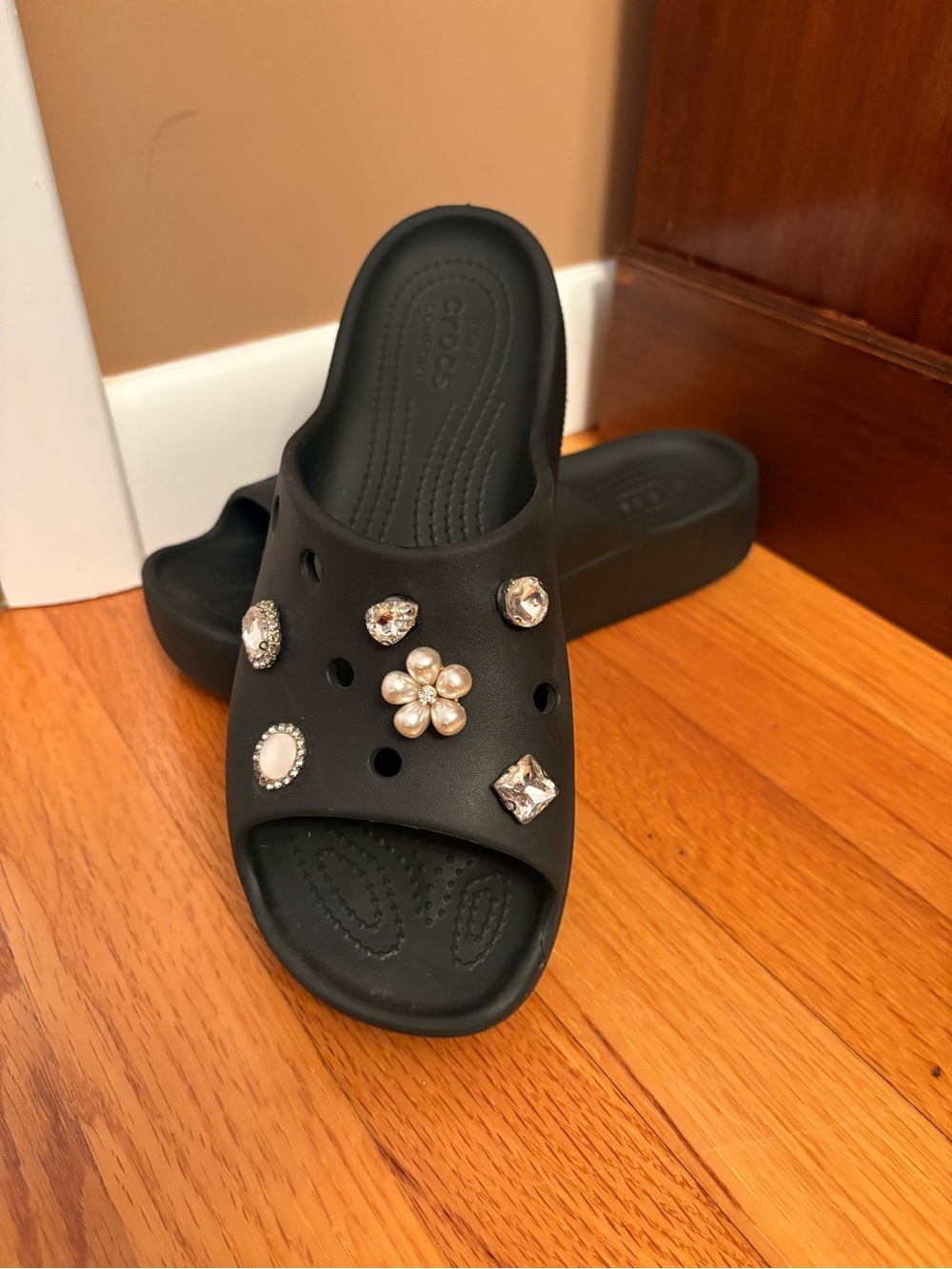 Crocs Classic Iconic Comfort Platform Slides with Crystal Jibbitz Size 8